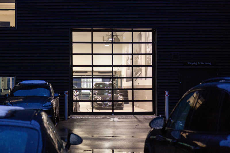 Illustration for article titled Pics from the Curbside: More Dealerships at Night in December 2016